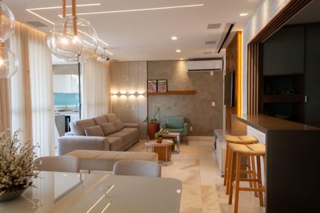 Apartamento à venda com 154m², 4 quartos e 4 vagasSala