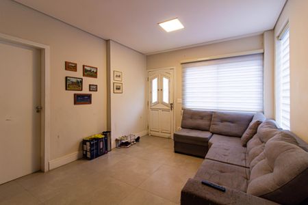 Casa à venda com 450m², 4 quartos e 6 vagasSala