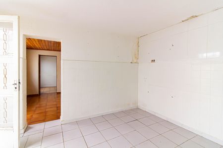 Casa à venda com 450m², 4 quartos e 6 vagasCasa 2 - Cozinha