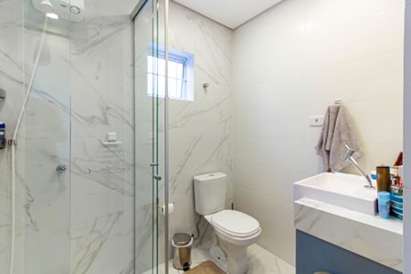 Casa à venda com 450m², 4 quartos e 6 vagasBanheiro da Suíte 1