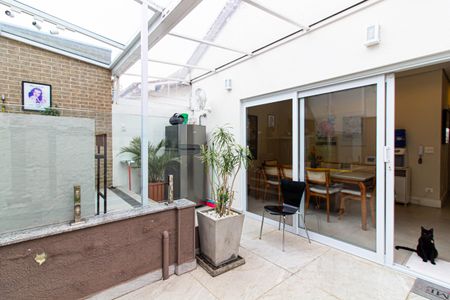 Casa à venda com 450m², 4 quartos e 6 vagasÁrea externa