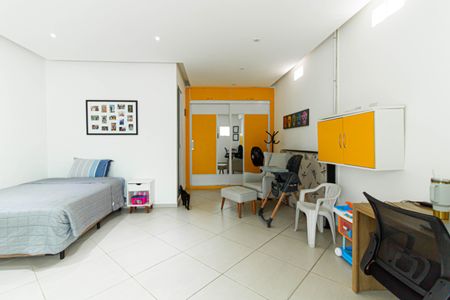 Casa à venda com 450m², 4 quartos e 6 vagasSuíte 2