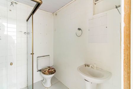 Casa à venda com 450m², 4 quartos e 6 vagasCasa 2 - Banheiro