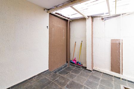 Casa à venda com 450m², 4 quartos e 6 vagasCasa 2 - Área de Serviço