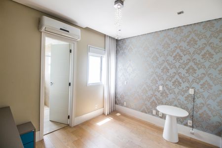 Apartamento à venda com 202m², 3 quartos e 3 vagasSuíte 2