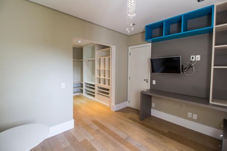 Apartamento à venda com 202m², 3 quartos e 3 vagasSuíte 2