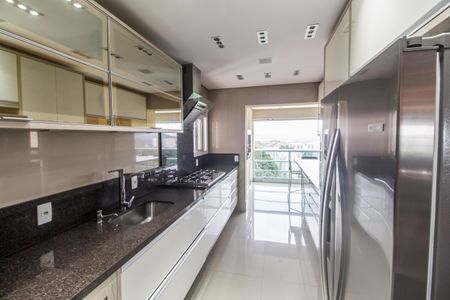 Apartamento à venda com 202m², 3 quartos e 3 vagasCozinha