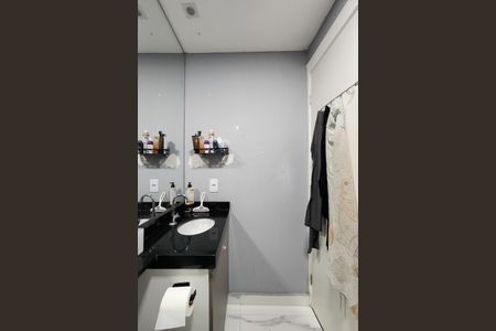 Apartamento à venda com 47m², 2 quartos e 1 vagaBanheiro Social