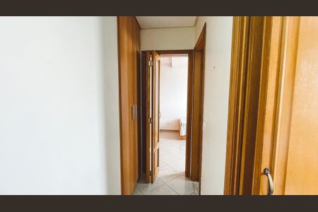 Apartamento à venda com 54m², 2 quartos e 2 vagas Apartamento à venda com 54m², 2 quartos e 2 vagasCorredor