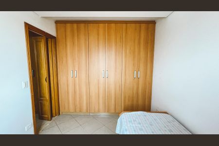Apartamento à venda com 54m², 2 quartos e 2 vagas Apartamento à venda com 54m², 2 quartos e 2 vagasQuarto 2