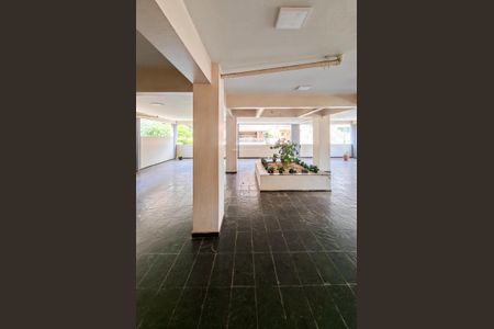 Apartamento à venda com 75m², 3 quartos e 2 vagasÁrea comum - Salão de festas