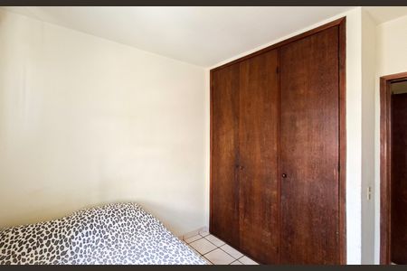 Apartamento à venda com 75m², 3 quartos e 2 vagasQuarto 1