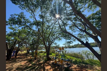 Casa à venda com 385m², 4 quartos e 8 vagasQuintal