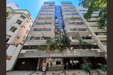 Apartamento à venda com 240m², 2 quartos e 2 vagasFachada