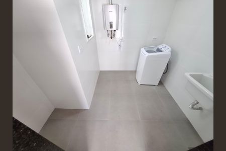 Apartamento à venda com 240m², 2 quartos e 2 vagasÁrea de serviço