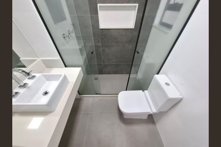 Apartamento à venda com 240m², 2 quartos e 2 vagasBanheiro da suíte 1