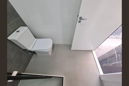 Apartamento à venda com 240m², 2 quartos e 2 vagasBanheiro 