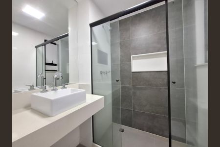 Apartamento à venda com 240m², 2 quartos e 2 vagasBanheiro da suíte 1