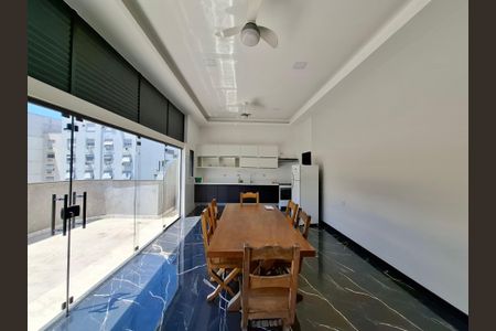 Apartamento à venda com 240m², 2 quartos e 2 vagasCozinha