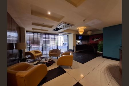 Apartamento à venda com 240m², 2 quartos e 2 vagasHall de entrada