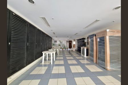 Apartamento à venda com 240m², 2 quartos e 2 vagasÁrea comum