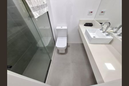 Apartamento à venda com 240m², 2 quartos e 2 vagasBanheiro da suíte 2