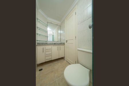 Apartamento à venda com 77m², 2 quartos e 2 vagasBanheiro da Suíte 2