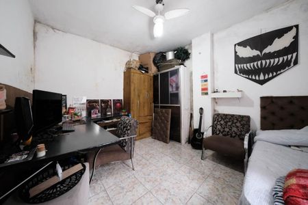 Casa à venda com 151m², 3 quartos e 2 vagasQuarto 3