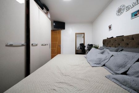 Casa à venda com 151m², 3 quartos e 2 vagasQuarto 1