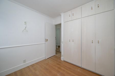 Apartamento à venda com 65m², 3 quartos e 1 vagaQuarto 2