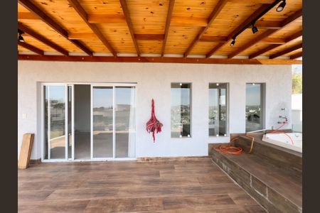 Casa de condomínio para alugar com 390m², 3 quartos e 5 vagasVaranda Suíte 1