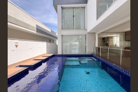 Casa de condomínio para alugar com 390m², 3 quartos e 5 vagasPiscina