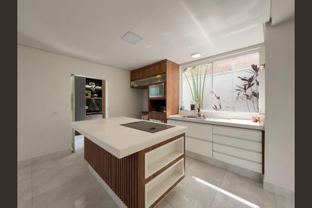 Casa de condomínio para alugar com 390m², 3 quartos e 5 vagasCozinha
