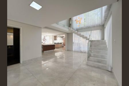 Casa de condomínio para alugar com 390m², 3 quartos e 5 vagasSala de Jantar