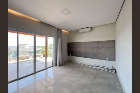 Casa de condomínio para alugar com 390m², 3 quartos e 5 vagasSuíte 1