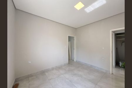 Casa de condomínio para alugar com 390m², 3 quartos e 5 vagasSuíte 2