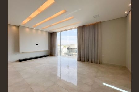 Casa de condomínio para alugar com 390m², 3 quartos e 5 vagasSala