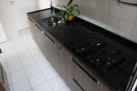 Apartamento à venda com 103m², 2 quartos e 2 vagasCozinha