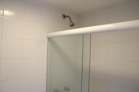 Apartamento à venda com 103m², 2 quartos e 2 vagasBanheiro de Serviço