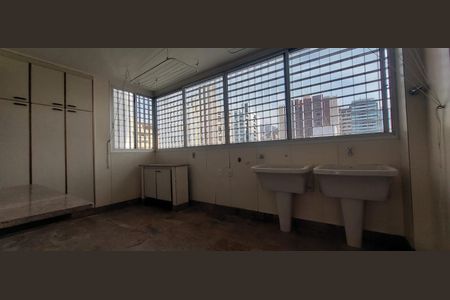 Apartamento para alugar com 280m², 4 quartos e 3 vagasLavanderia