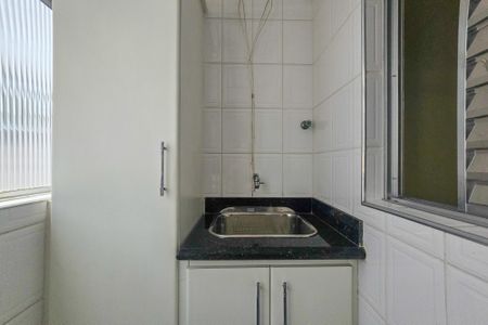 Apartamento para alugar com 98m², 3 quartos e 2 vagas Apartamento para alugar com 98m², 3 quartos e 2 vagasÁrea de serviço