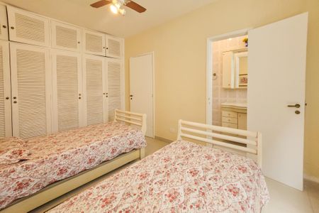 Apartamento para alugar com 98m², 3 quartos e 2 vagas Apartamento para alugar com 98m², 3 quartos e 2 vagasSuíte