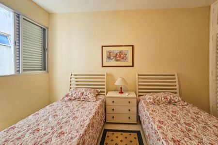 Apartamento para alugar com 98m², 3 quartos e 2 vagas Apartamento para alugar com 98m², 3 quartos e 2 vagasSuíte