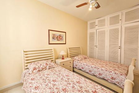 Apartamento para alugar com 98m², 3 quartos e 2 vagas Apartamento para alugar com 98m², 3 quartos e 2 vagasSuíte