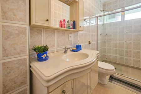 Apartamento para alugar com 98m², 3 quartos e 2 vagas Apartamento para alugar com 98m², 3 quartos e 2 vagasBanheiro Social