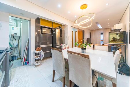 Apartamento à venda com 70m², 2 quartos e 2 vagas Apartamento à venda com 70m², 2 quartos e 2 vagasCozinha