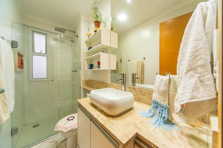 Apartamento à venda com 70m², 2 quartos e 2 vagas Apartamento à venda com 70m², 2 quartos e 2 vagasBanheiro Social