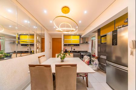 Apartamento à venda com 70m², 2 quartos e 2 vagas Apartamento à venda com 70m², 2 quartos e 2 vagasCozinha