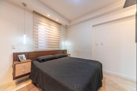 Apartamento à venda com 70m², 2 quartos e 2 vagas Apartamento à venda com 70m², 2 quartos e 2 vagasSuíte