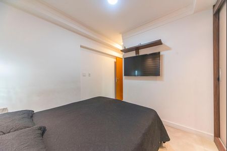 Apartamento à venda com 70m², 2 quartos e 2 vagas Apartamento à venda com 70m², 2 quartos e 2 vagasSuíte